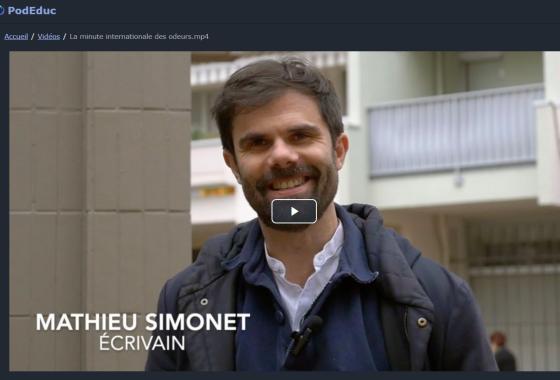 Vidéo décrivant le protocole de La Minute internationale des odeurs, avec Mathieu Simonet et Céline Léger d'anosmie.org (crédit photo : PodEduc)